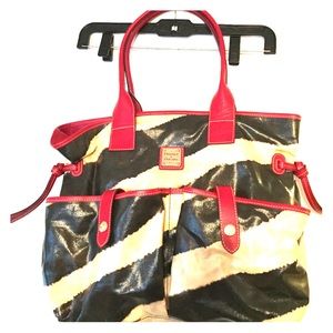 Dooney & Bourke purse