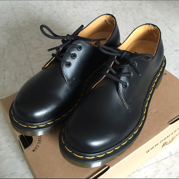 NIB Black 1461 3-eye oxford Doc Martens