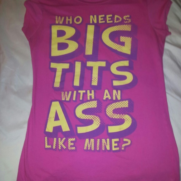 Graphic tee