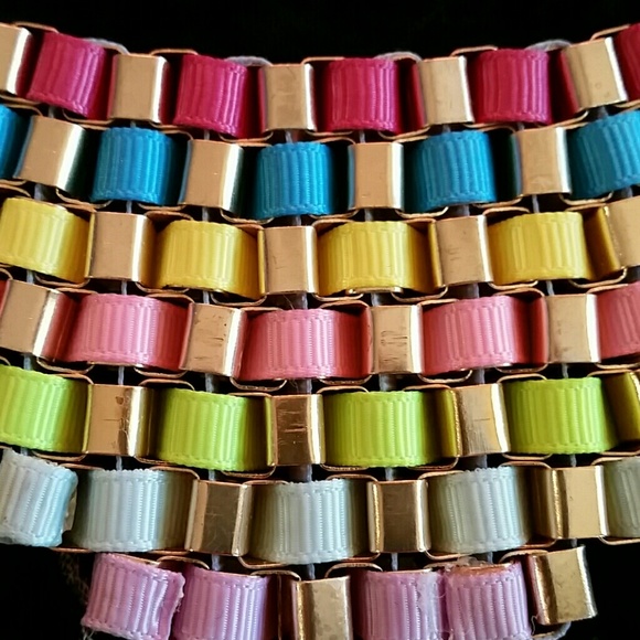 Multi Color Necklace - Picture 4 of 4