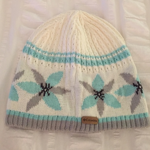Winter Hat Bundle! ❄️ - Picture 2 of 4