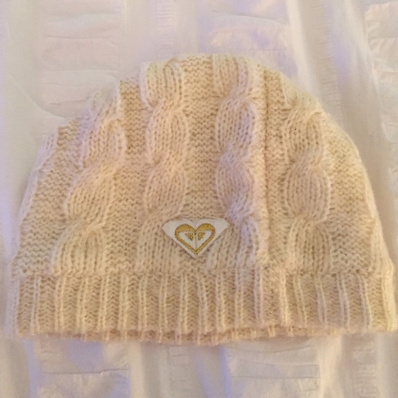 Winter Hat Bundle! ❄️ - Picture 4 of 4