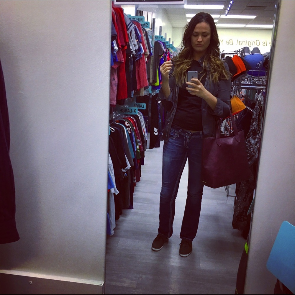 Meet your Posher, Nicole