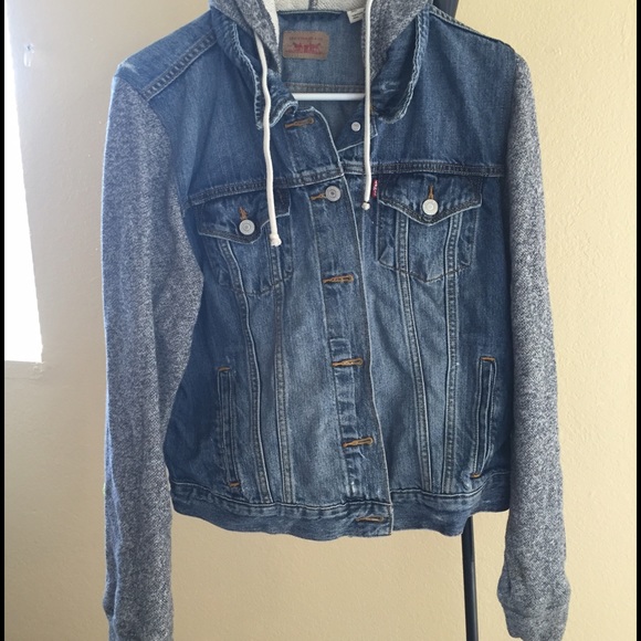 Levi's Jean Jacket❤️