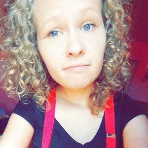 Meet your Posher, Jena