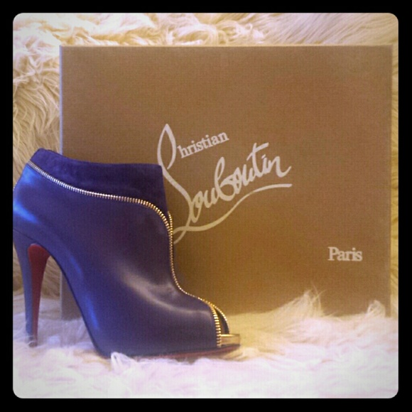 Christian Louboutin Shoes - Purple Col Zippe Heels