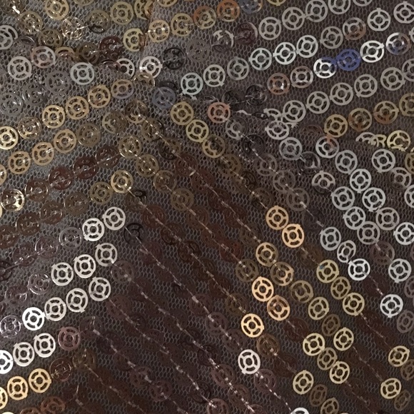 Gorgeous gold dress - Picture 4 of 4