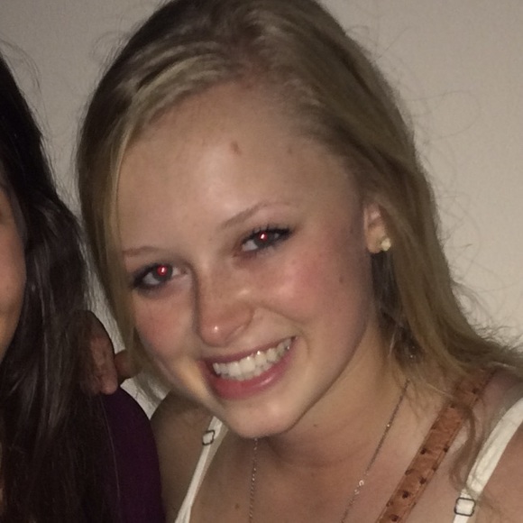 Meet your Posher, Jessica