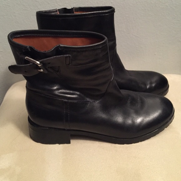Black boots