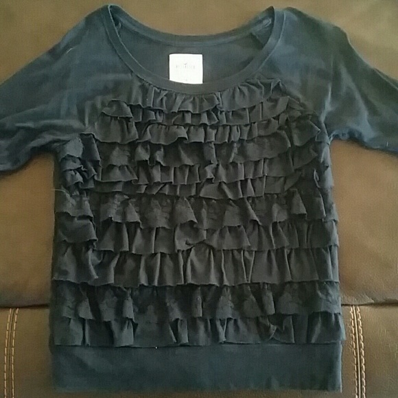 Ruffle Hollister half sleeve - Picture 1 of 3