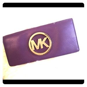🚫Sold🚫Michael Kors violet large clutch