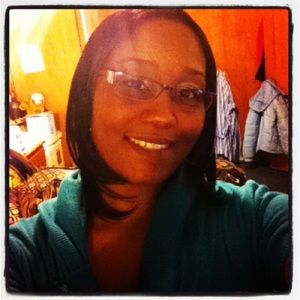 Meet your Posher, Tenisha