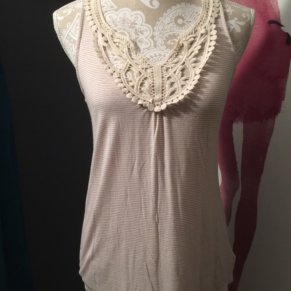 Old Navy Tops - Old Navy cream striped top