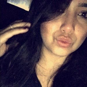 Meet your Posher, Rubi