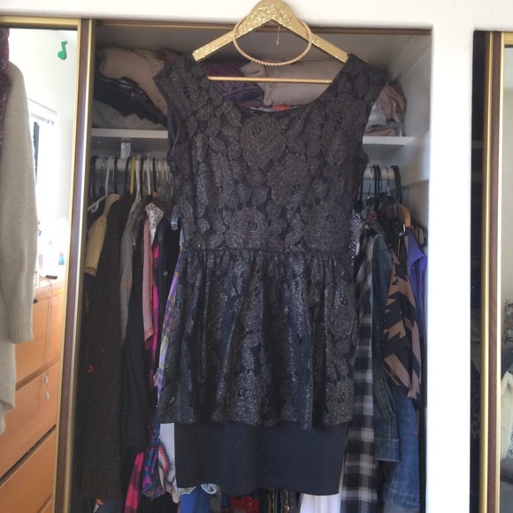 Forever 21 Black & Gold Lace Peplum Dress