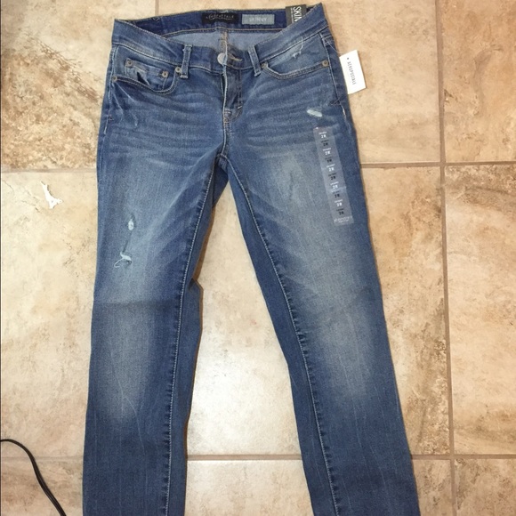aero jeans brand