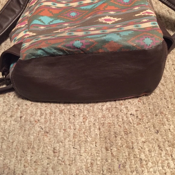 Aztec print book bag - Picture 3 of 3