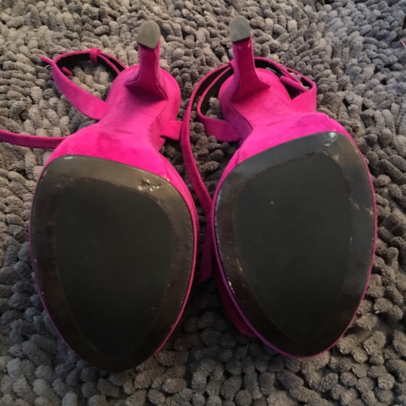 ❌SOLD❌💯Authentic Giuseppe Zanotti SuedePlatform - Picture 4 of 4