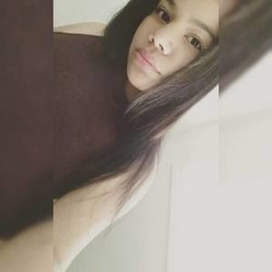 Meet your Posher, Daniella
