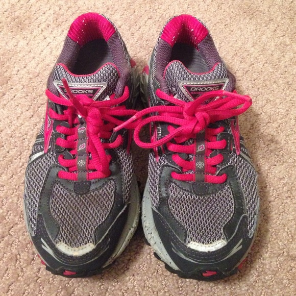 Brooks Adrenaline ASR Sneakers