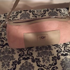 Ugg Pocketbook