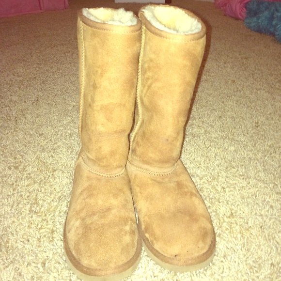 Ugg Australia tall chestnut boots