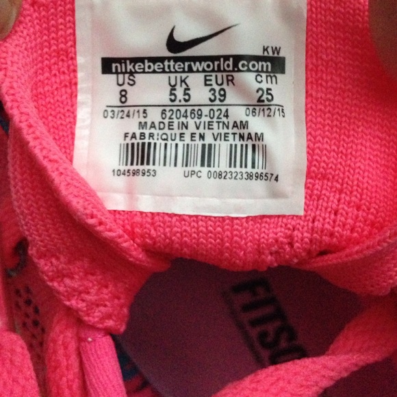 NWT 2015 pink ombré Nike flyknit airmax - Picture 4 of 4