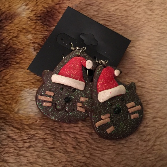 Christmas kitty's clay resin earrings