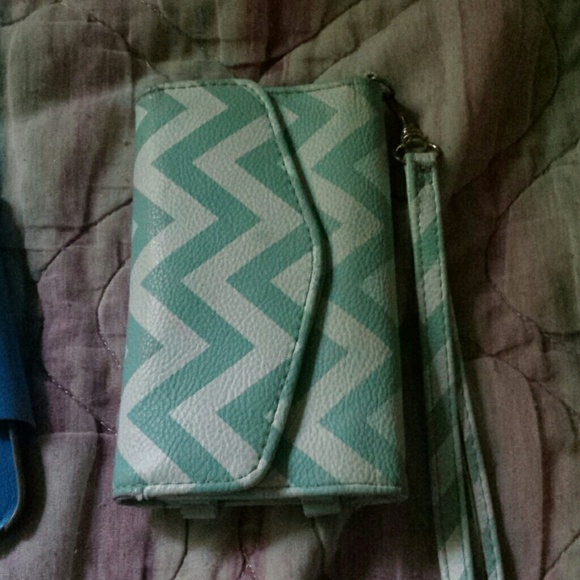IPhone 5 waller case