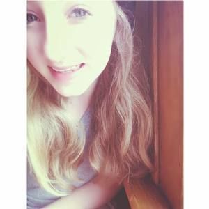 Meet your Posher, Kendra