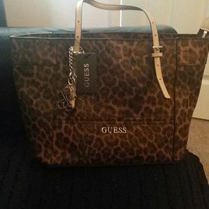 Brand New Delaney Guess Purse