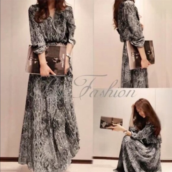 tla2 Dresses & Skirts - 🌺HP 9/3, 9/6, 9/10🌺SNAKE PRINT CHIFFON DRESS