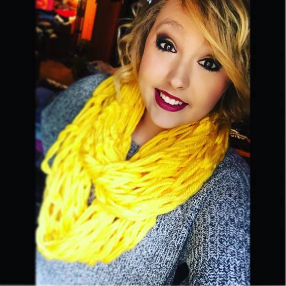 Meet your Posher, Micaela