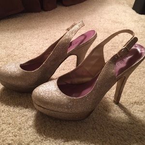 Madden Girl Gold sparkle Shoes