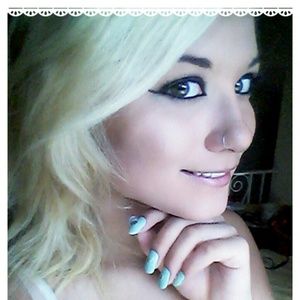 Meet your Posher, Jade