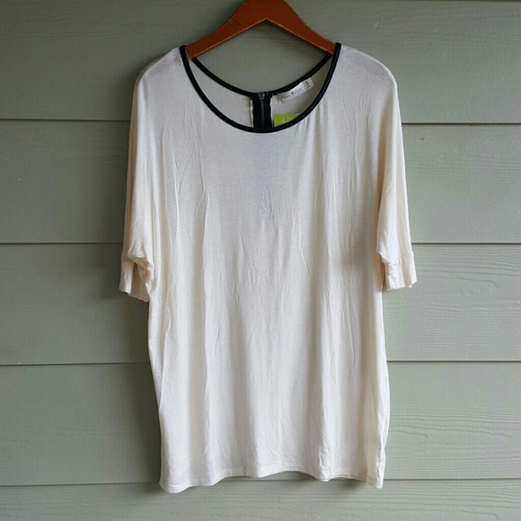 boutique Tops - BOUTIQUE top