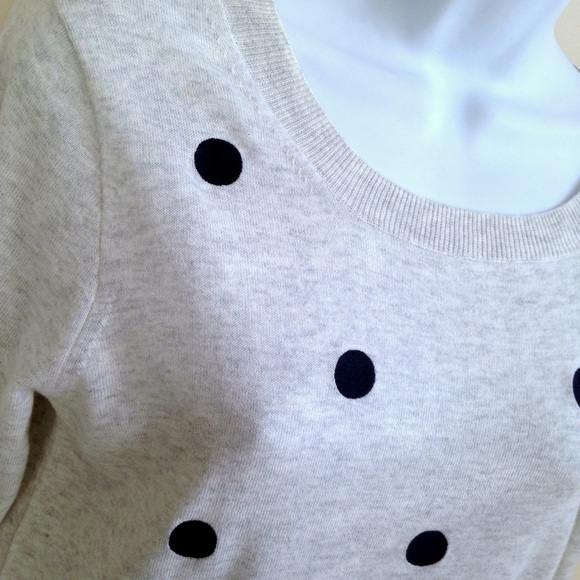 J.Crew Crew Neck 3/4 Gray Polkadot Sweater M NWT - Picture 2 of 3