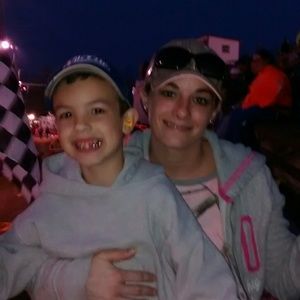 Meet your Posher, Lisa