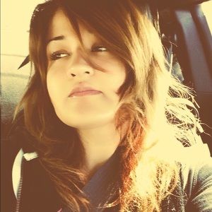 Meet your Posher, Sarai