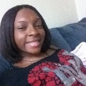 Meet your Posher, Marshea