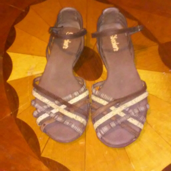 Sketchers sandals