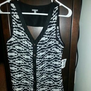BRAND NEW CUTE BLOUSE!