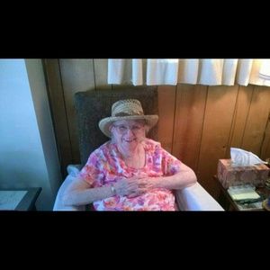 Meet your Posher, Annie