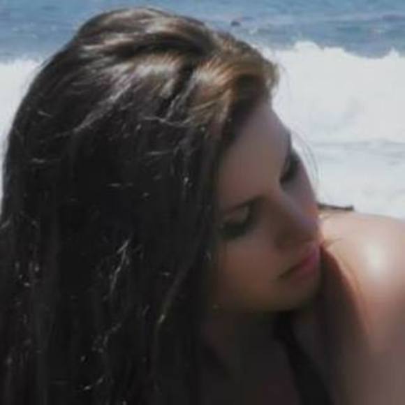 Meet your Posher, Chelsey - Picture 1 of 1