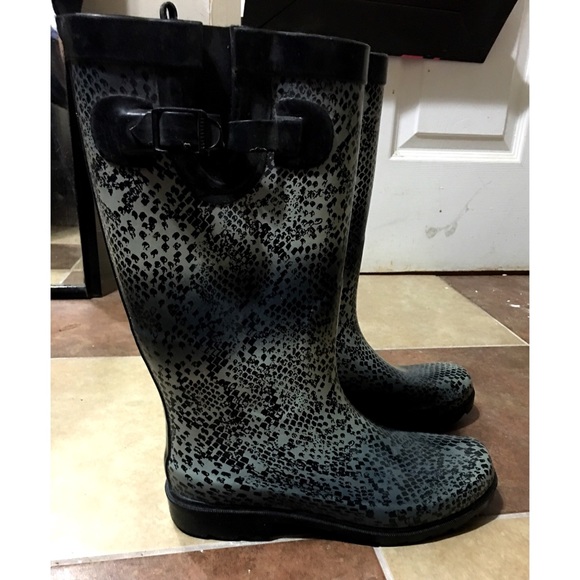 Snake print rain boots