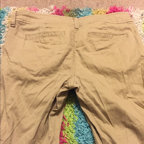 Shorts:) - Picture 2 of 3
