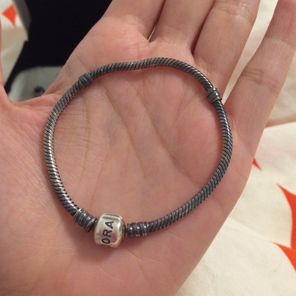 Pandora bracelet ( not include clips and charms) - Picture 1 of 2