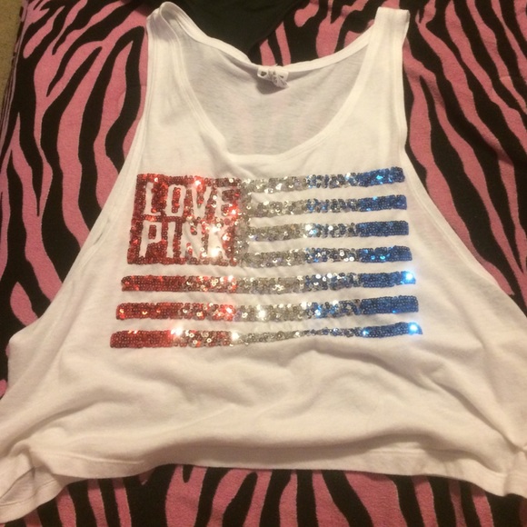 PINK USA top