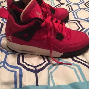 Jordan Cherry bomb 4s