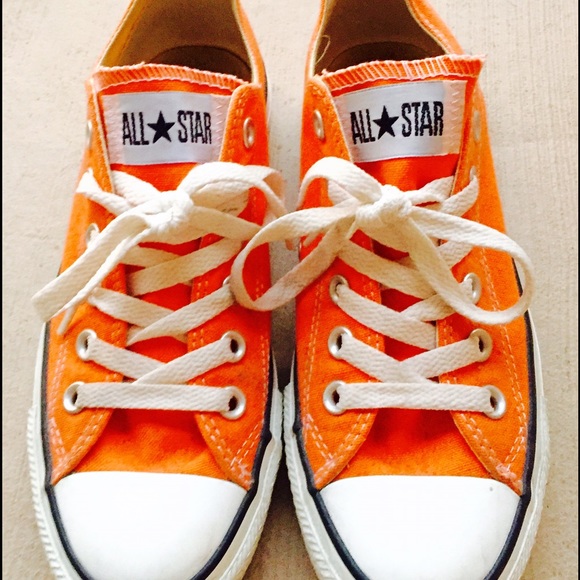 Low Top Converse 🌺